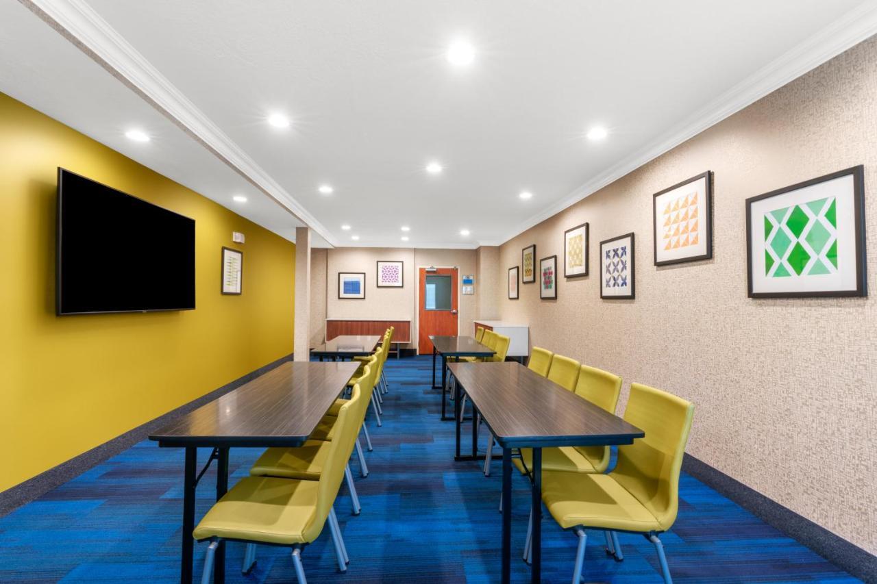 Holiday Inn Express & Suites Klamath Falls Central By Ihg Kültér fotó